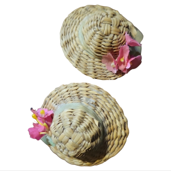 2 Vtg Hand Crafted Straw Wood Wicker Silk Flowers Ribbons Broom Dolls - Picture 10 of 10